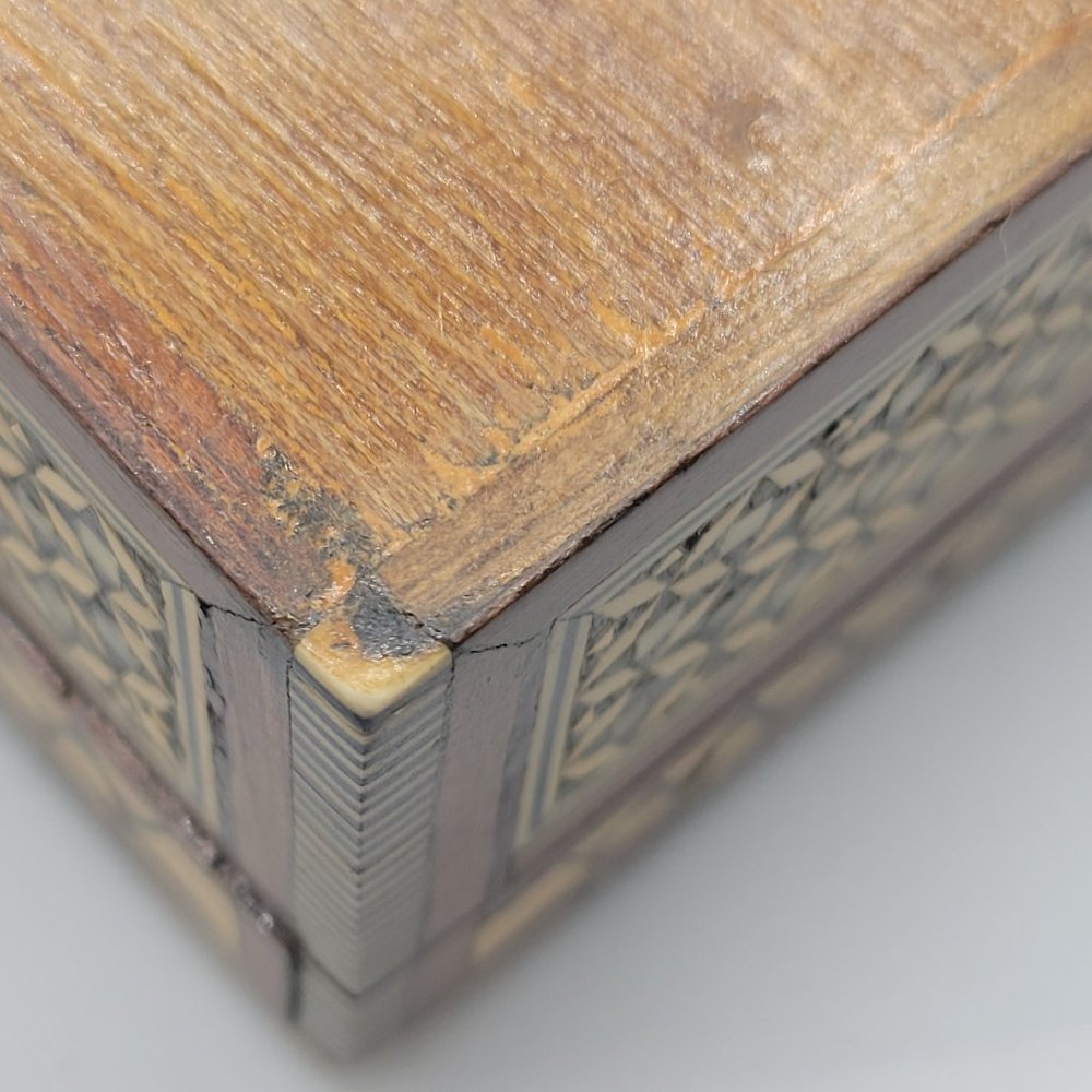 Handmade Wood Jewelry Box Inlaid Mother of Pearl - Picture 10 of 10